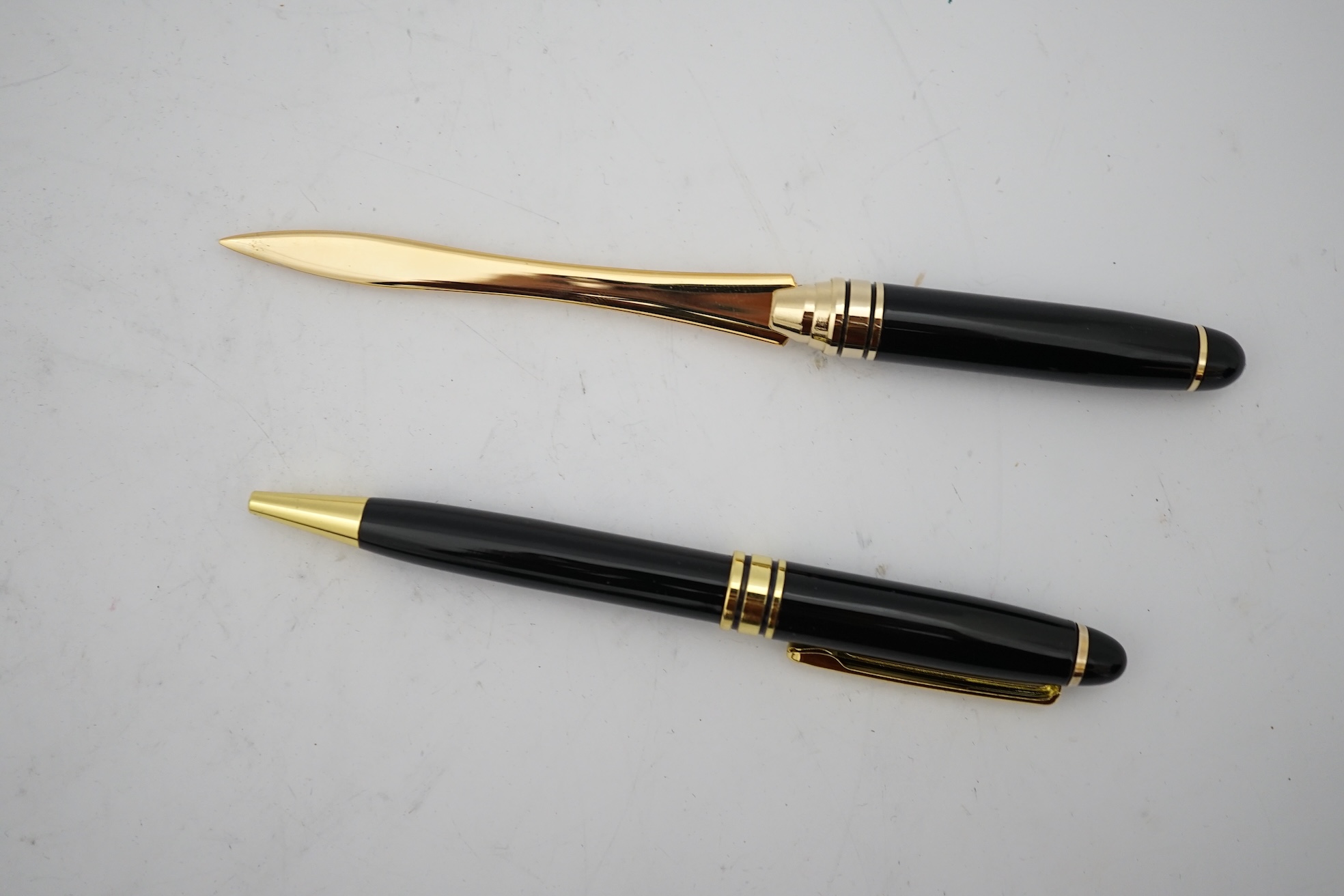 A Campo Marzio Design pen, plus two other pens. Condition - fair to good